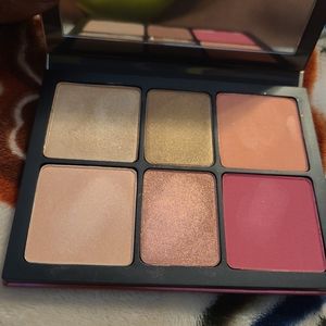 Cali Kissed Smashbox Palette